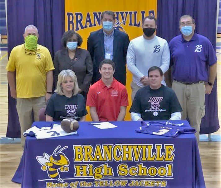 Branchville's Davis joins NGU football program