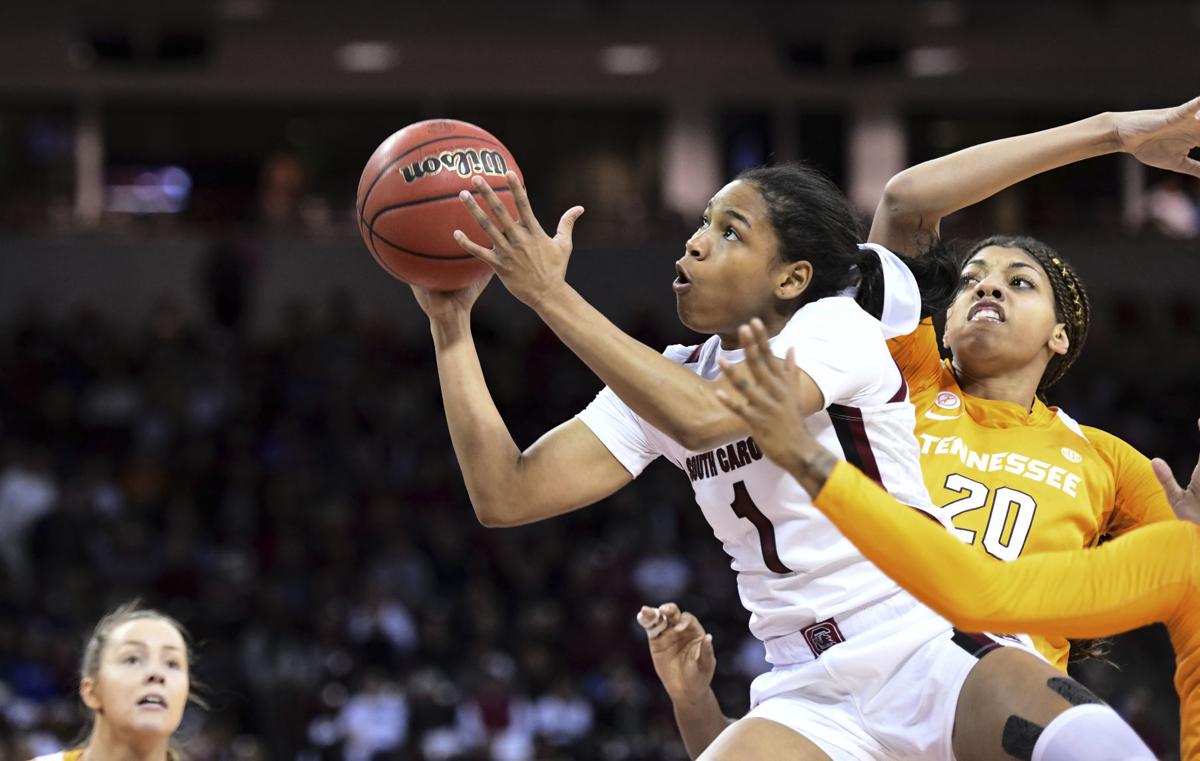 Carolina Women No 1 Gamecocks Defeat No 22 Lady Vols 69 48