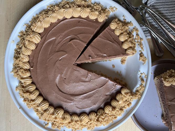 Copycat Costco Peanut Butter Chocolate Pie Recipe (No-Bake)