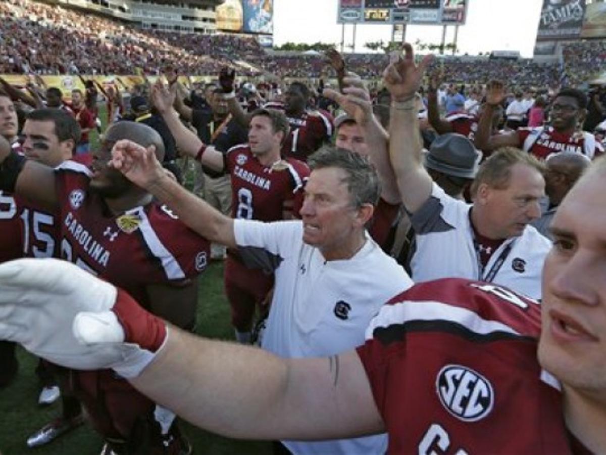 Spurrier On Outs With Ex Players Over Failure To Attend
