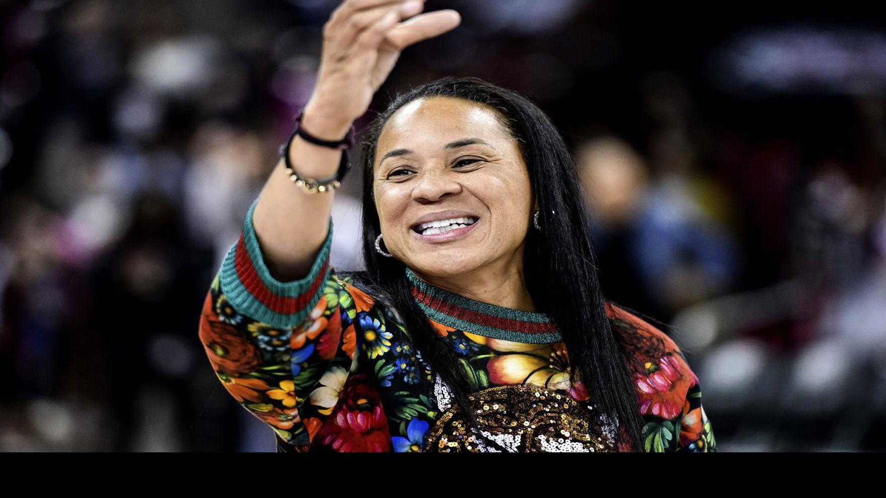 Carolina Women S Basketball Dawn Staley Named Ap Women S Coach Of