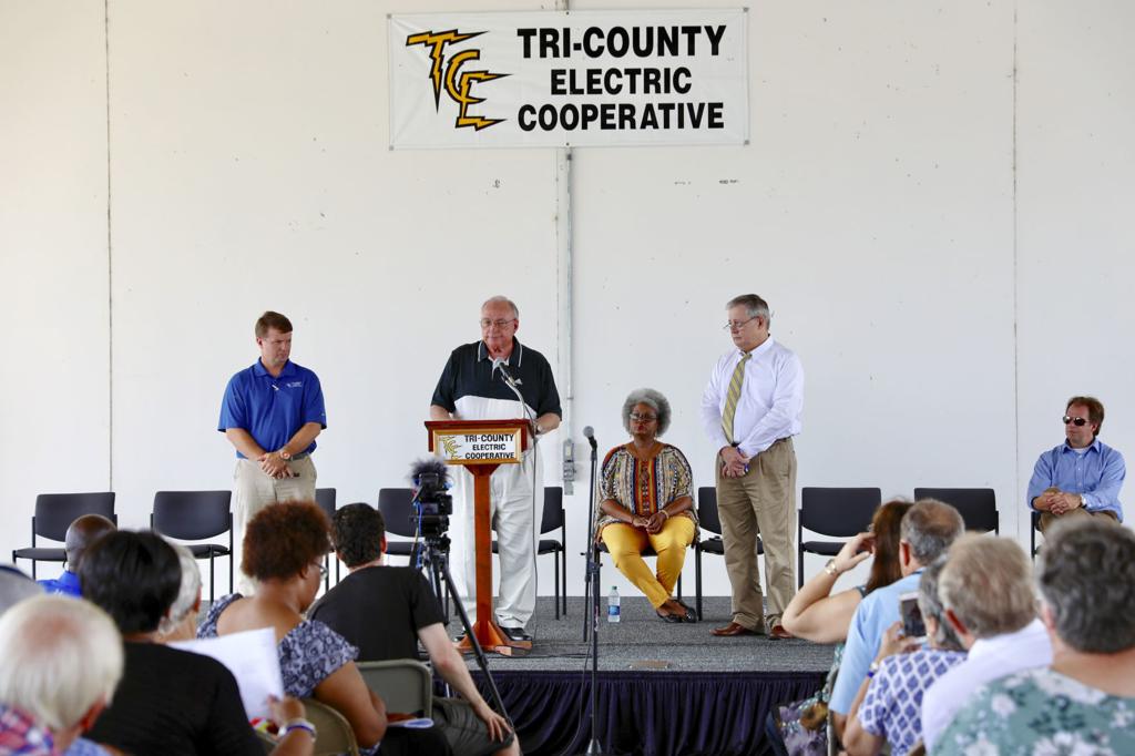 Photos Tri County Members Vote To Remove Board Local Thetandd Com