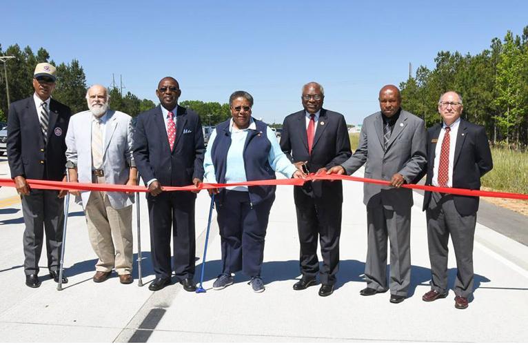 Ribbon Cutting.jpg