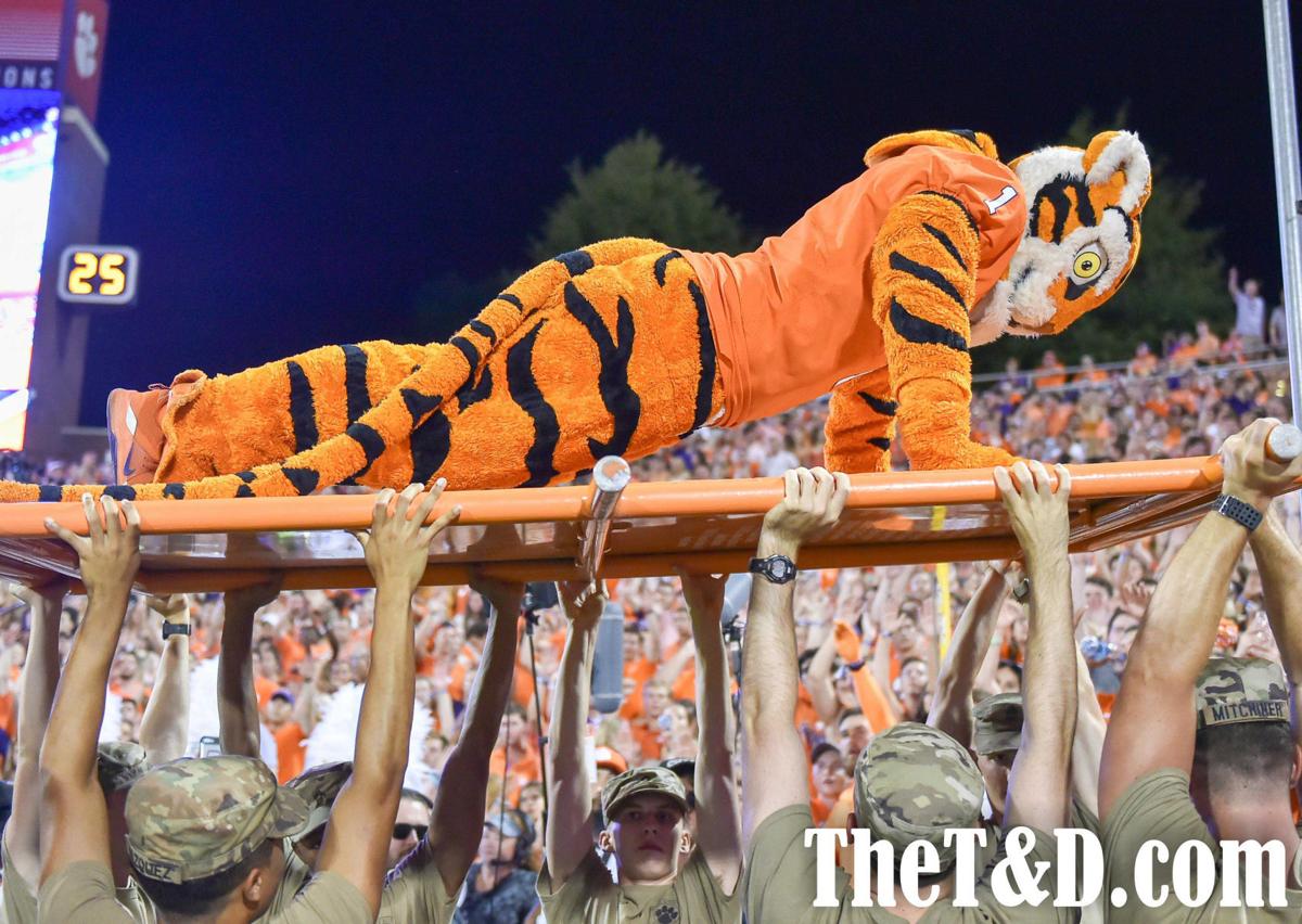 Clemson Football Swinney Believes Fans Will Be A Major