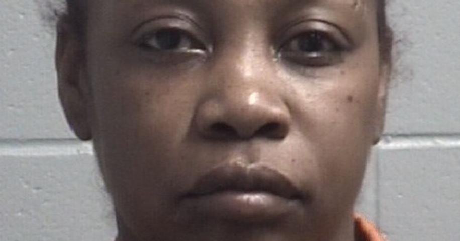 Woman accused of stabbing boyfriend to death