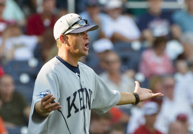 Arkansas beats CWS newcomer Kent State 