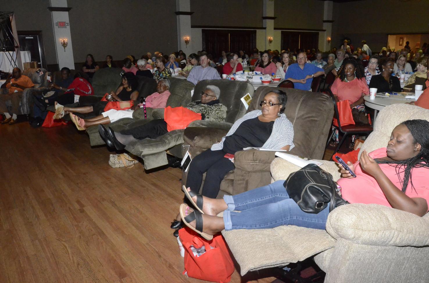 052416TasteOfHomeCookingSchool112ch.jpg | | thetandd.com