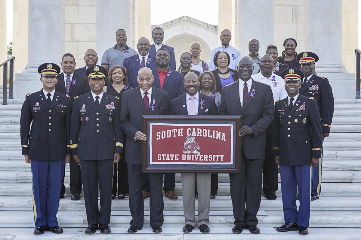 Honoring, remembering: S.C. State alumni lay wreath at Tomb of Unknown