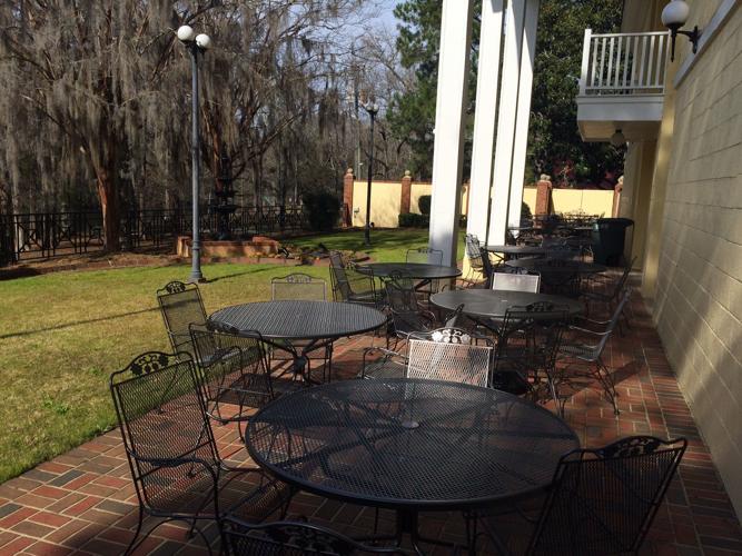 A space Orangeburg County Fine Arts Center open after