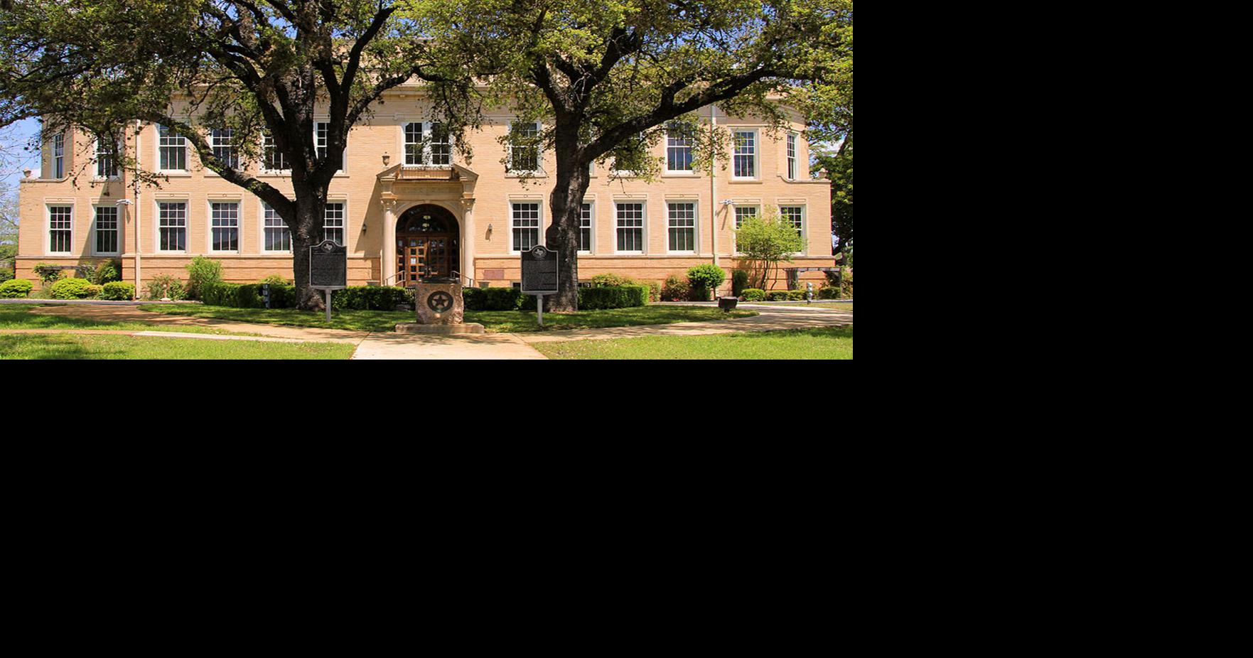 Kerr County Officials Push for Stronger Regulation of Battery Storage Projects in Texas Hill Country