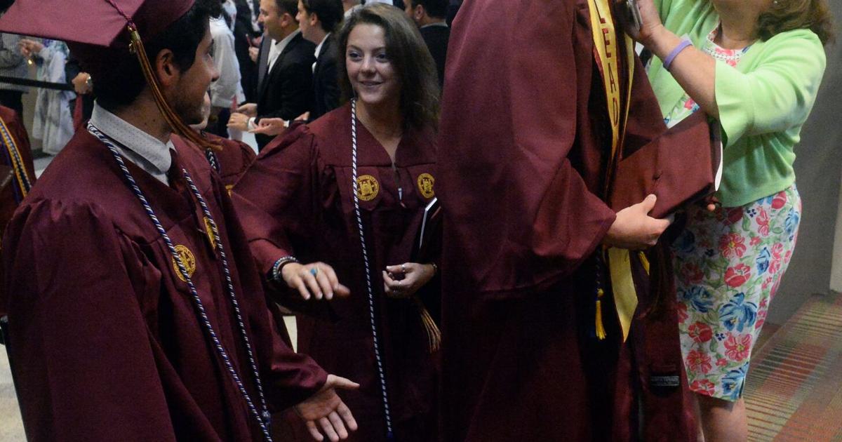 Photos Elon University Graduation News Photos Elon University Graduation News