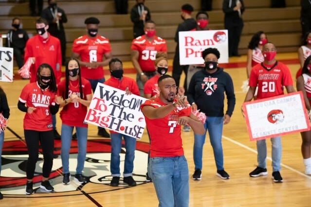 Front and center: Former Eastern Guilford QB Dominique Graves