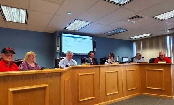 Whitley superintendent receives 'exemplary' evaluation from BOE - Vimarsana News