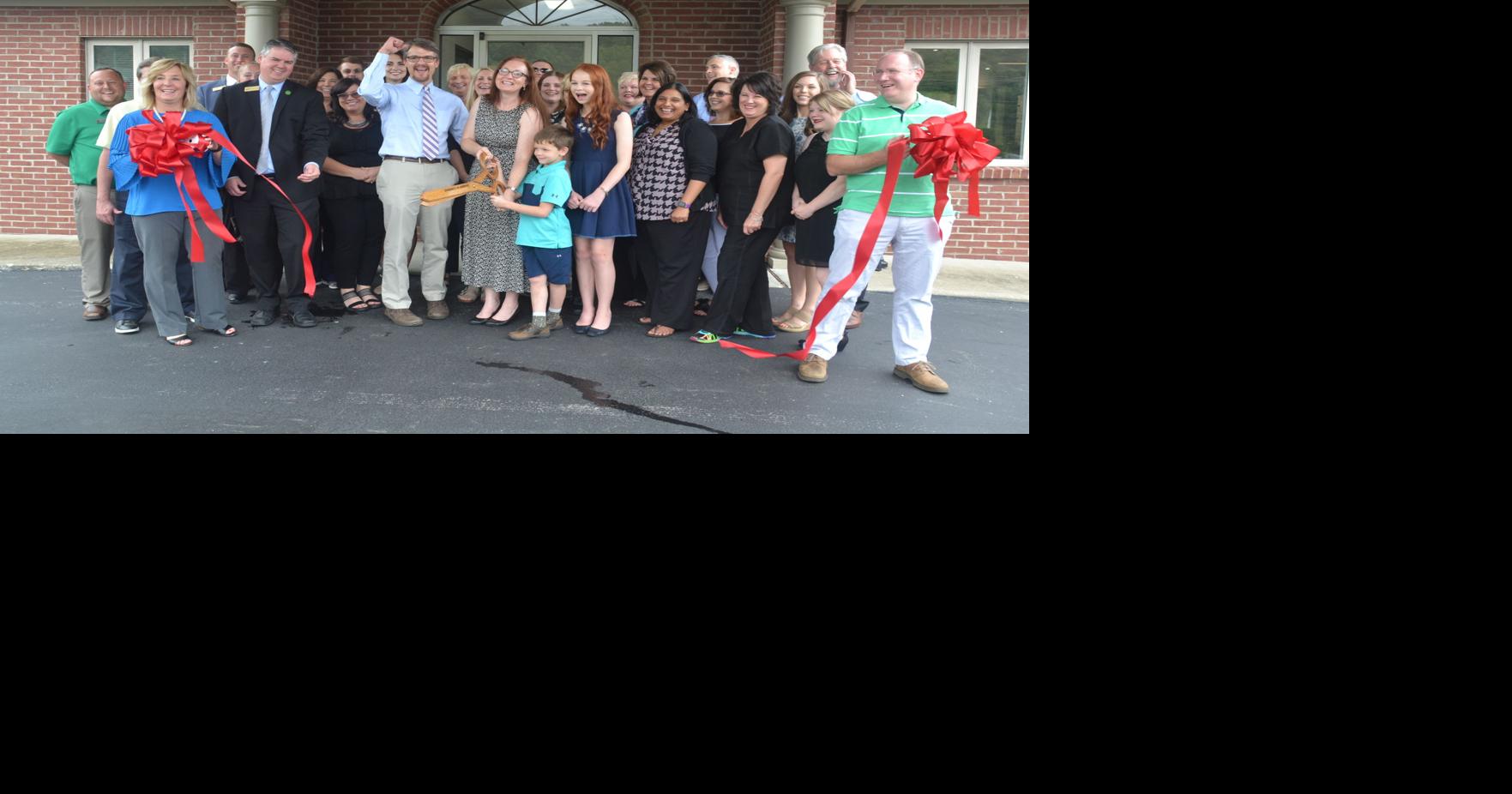 Mackey Vision Center celebrates opening of new optical boutique News