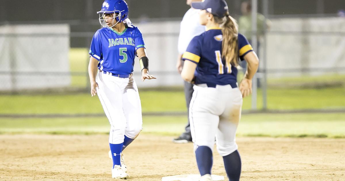 IN THE CLUTCH: Becca Riley’s two-run double gives North Laurel a 2-1 ...