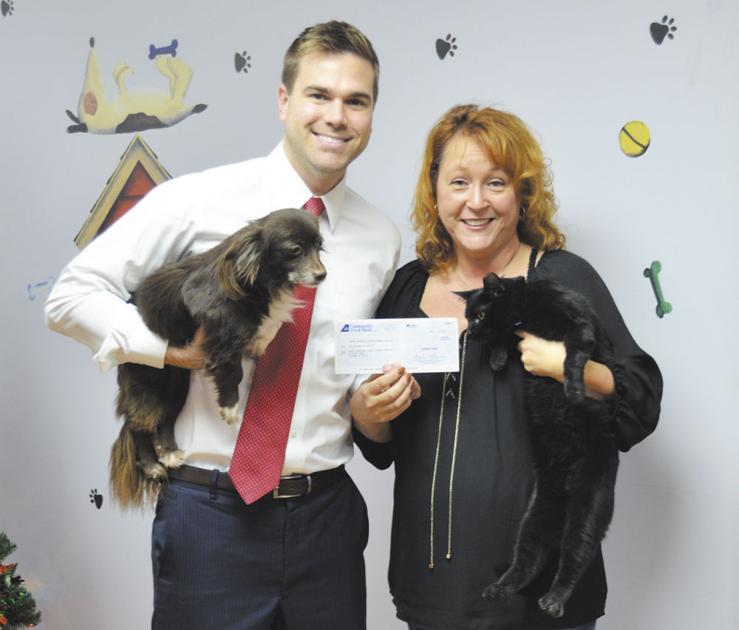 Community Trust Bank makes 5,000 donation to KnoxWhitley Animal