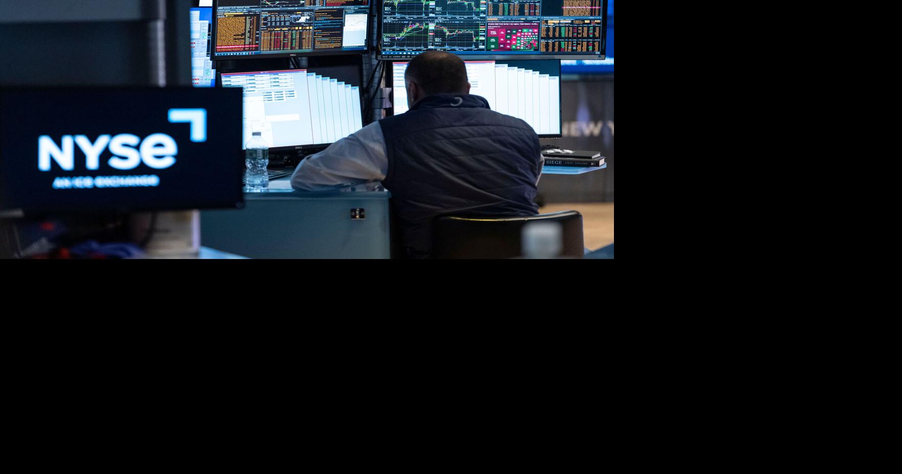 US stocks hold steady as the countdown ticks to a Federal Reserve decision on interest rates