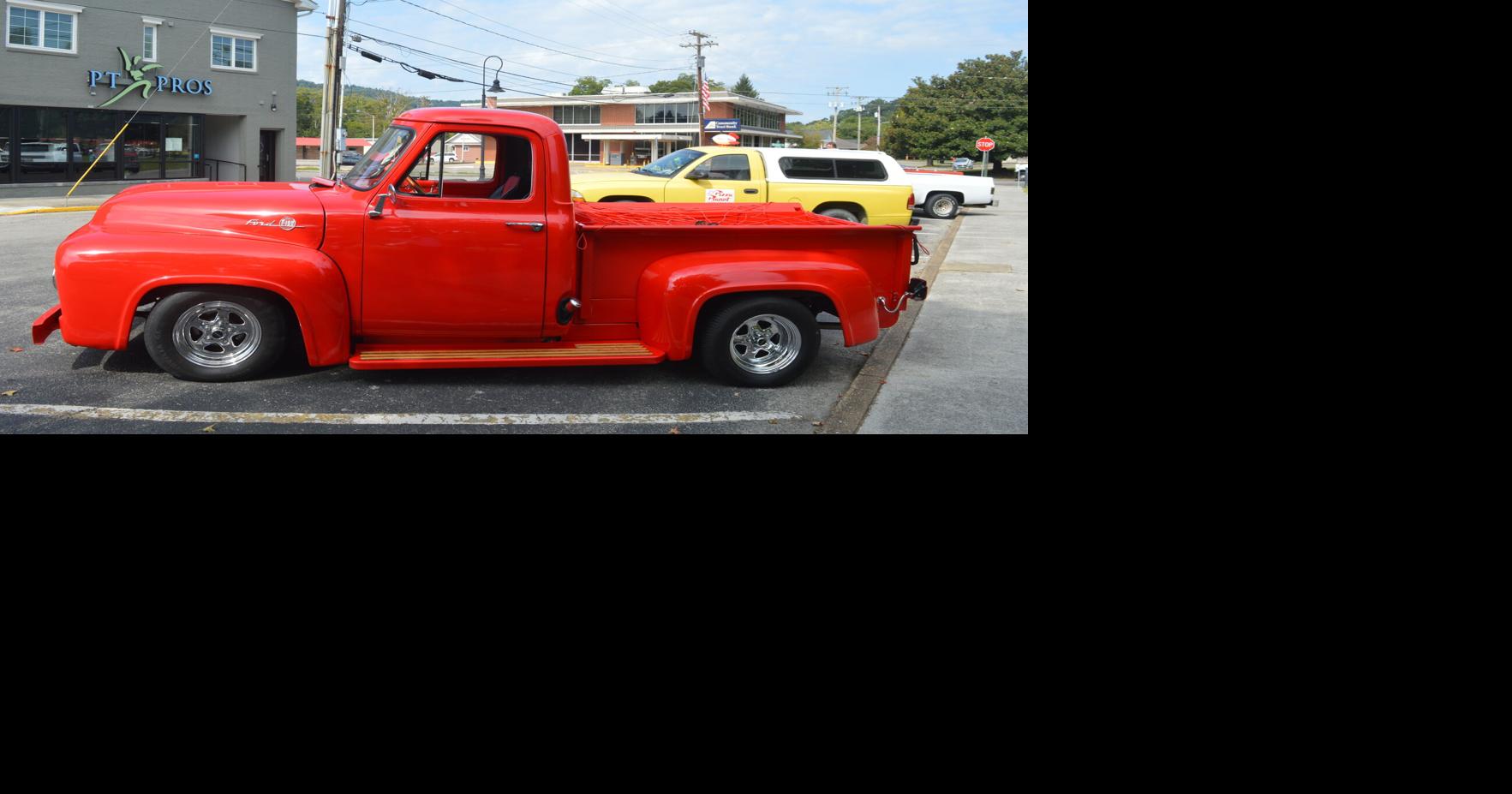 Cumberland River CruiseIn held in downtown Williamsburg Lifestyles