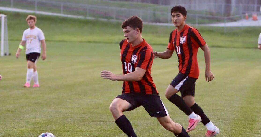 Balanced attack powers South Laurel past Hazard