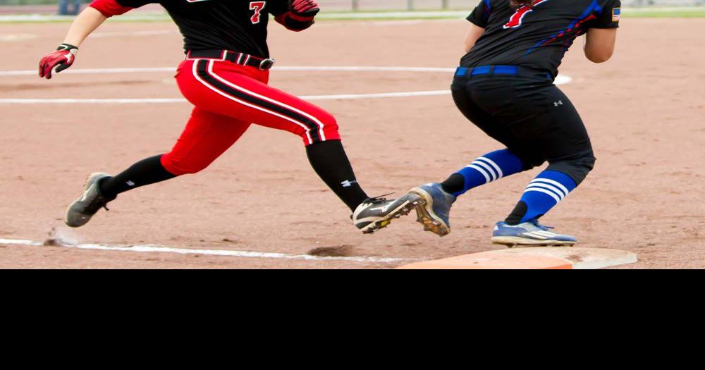 SOFTBALL Late error costs Lady Cards in 74 loss to Lincoln Co