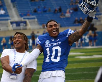 Blue Blasts White As Cats Unleash Explosive Plays In Scrimmage