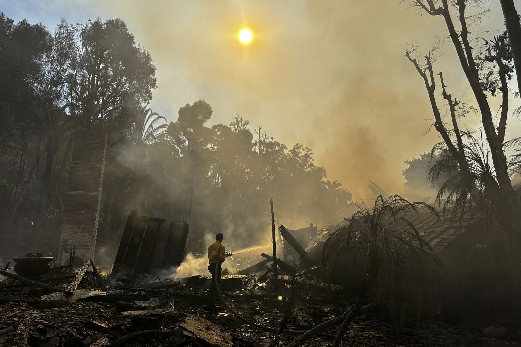 Fire Danger Diminishes In Southern California Even As Crews Continue To ...