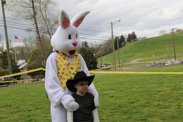 Easter egg hunt offers hoppin' good time | Local News | thetimestribune.com