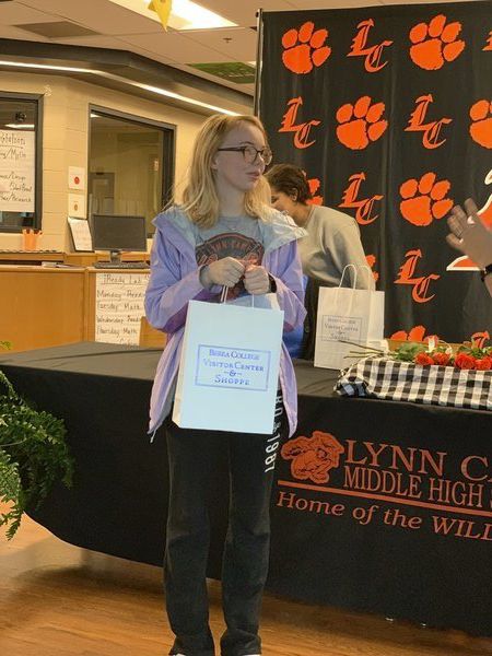 Lynn Camp student receives full scholarship to Berea College | Local News |  thetimestribune.com