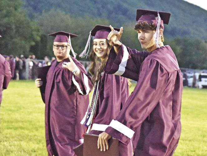 2023 JCHS Graduates Nick Speed, Maddi Walker, and Austin West