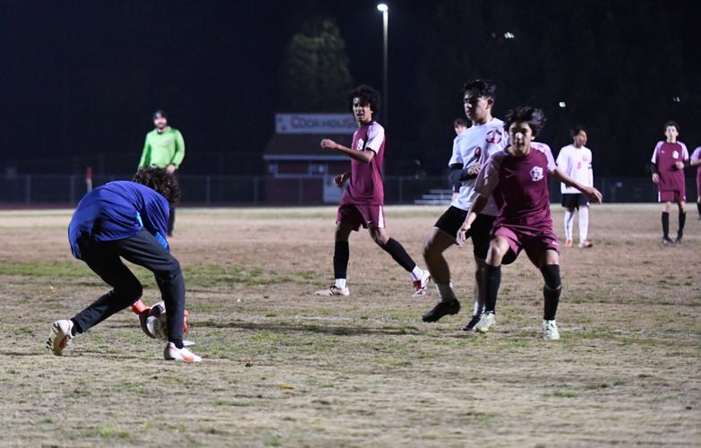 Bear River soccer falls short in league match with Colfax | News ...