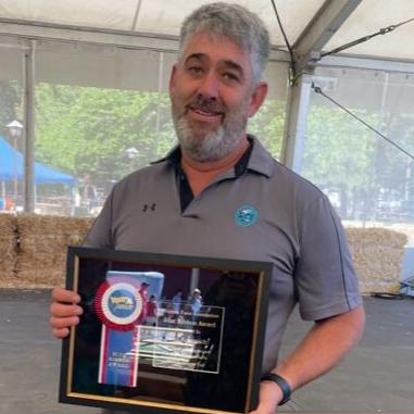 Sharing their love for the Fair: Blue Ribbon Awardee Rossovich and FFA participant Marsh - Vimarsana News