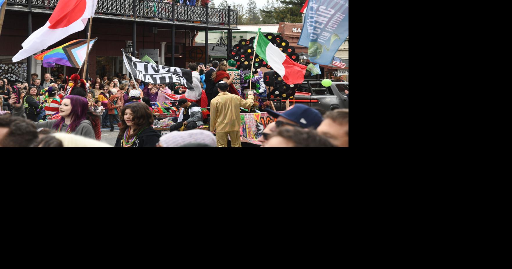 Nevada City Mardi Gras Parade beats the storm (PHOTO GALLERY)