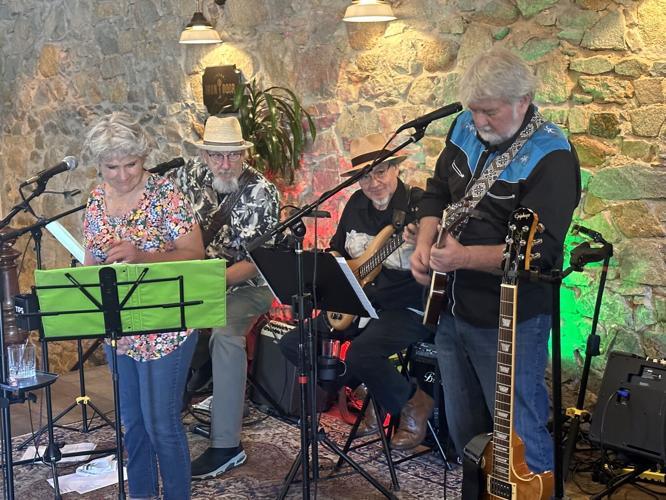 Nevada County Captures Strings Attached played at Holbrook Hoel’s bottomless BBQ event