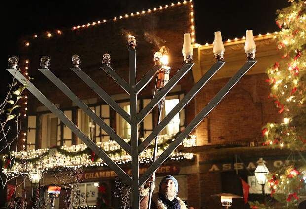 Hanukkah menorah lighting to be held on 'Sunday Night Football