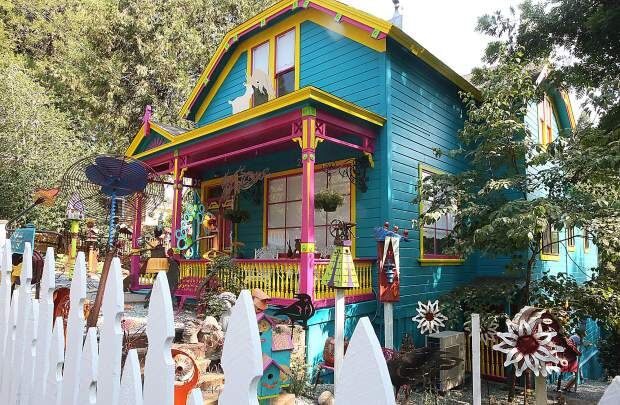 Metal artist's Nevada City home reflects her creative spirit