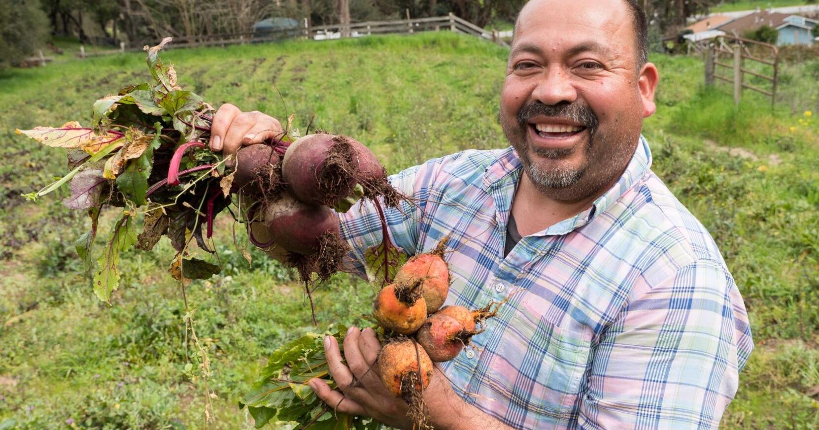 Organic farmer Javier Zamora to speak at Sierra Harvest’s annual farm conference