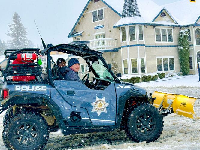 Nevada County Captures Snow in downtown Grass Valley News