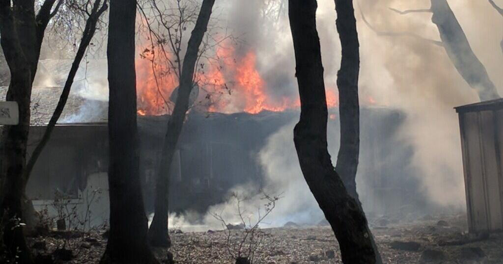 (VIDEO) Crews battle structure fire in Rough and Ready | News ...