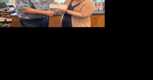 Elks donate special needs equipment to Chicago Park School - Vimarsana News