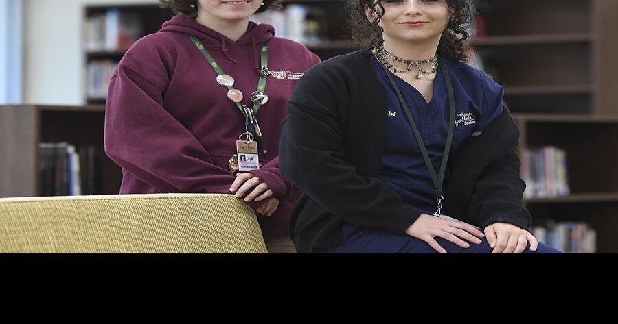 VHS students named finalists for scholarships