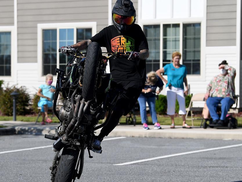 Motorcycle Stunt Show Wows Residents of The Willows - The Villages Daily Sun