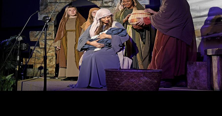 Students perform play at Wildwood church