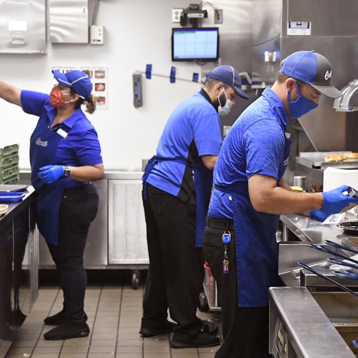 Employees needed amid hiring boom | News | The Villages Daily Sun | thevillagesdailysun.com Employees needed amid hiring boom | News | The Villages Daily Sun | thevillagesdailysun.com