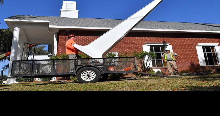 Wildwood church gets new steeple