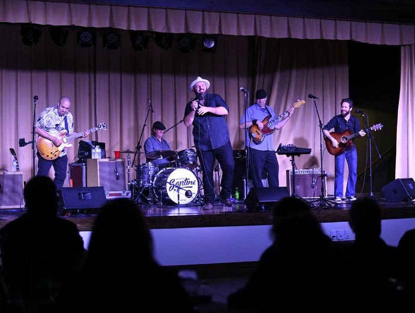 Enjoy tunes of national and international blues artists