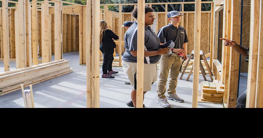 VHS cuts ribbon on second Habitat house