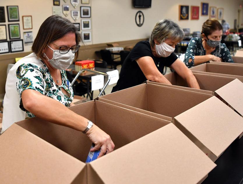 Legion auxiliary provides feast for Thanksgiving ​