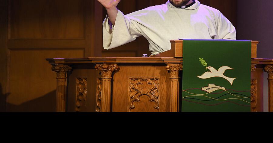 Interns spend summer serving at churches