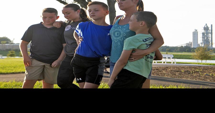 Residents hold Back to School Prayer event