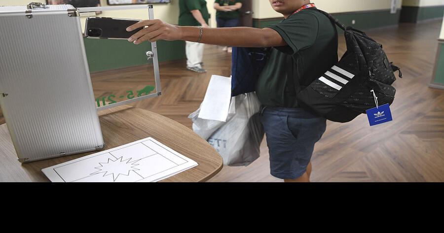 Area schools find innovative ways to handle new phone policy